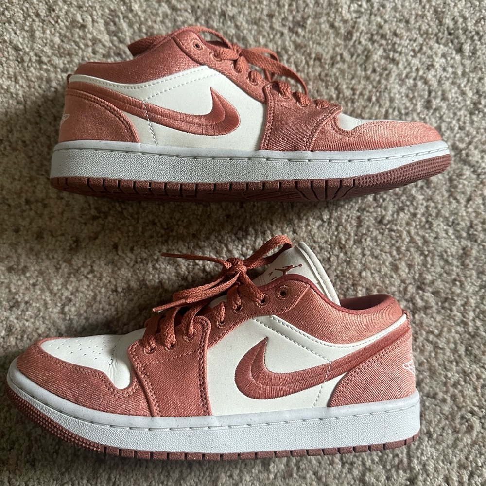 [Nike] Air Jordan Low Women’s 7.5